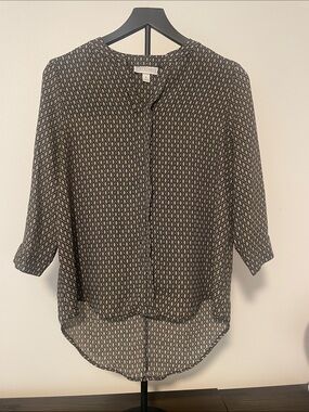 Dana Buchman Black and Cream Geo-Print Button-Front Blouse